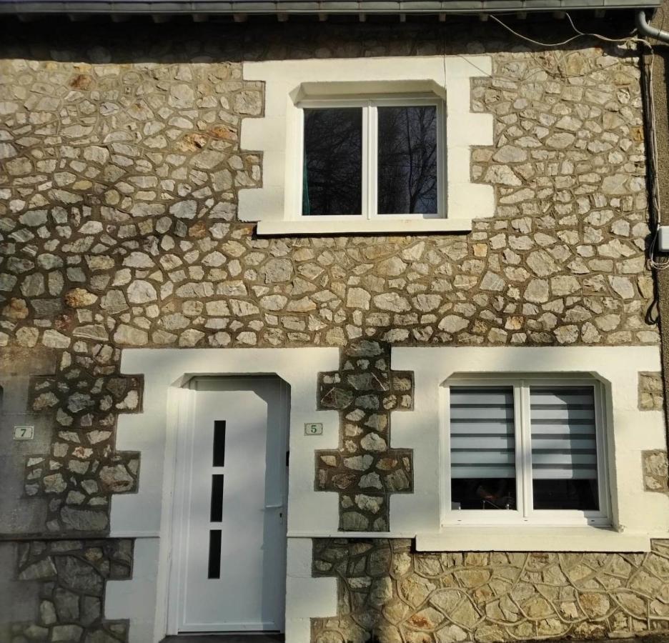 Le Logis Du Bourgneuf Charmante Petite Maison Villa Le Bourgneuf-la-Foret Eksteriør billede